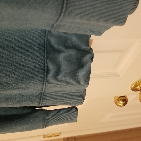 TIME and TRU Sweatshirt size XL (16-18) - Picture 4 of 7